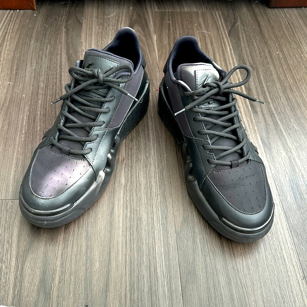 Men’s Giuseppe Zanotti Talon Tonal Low Size 9 (42)